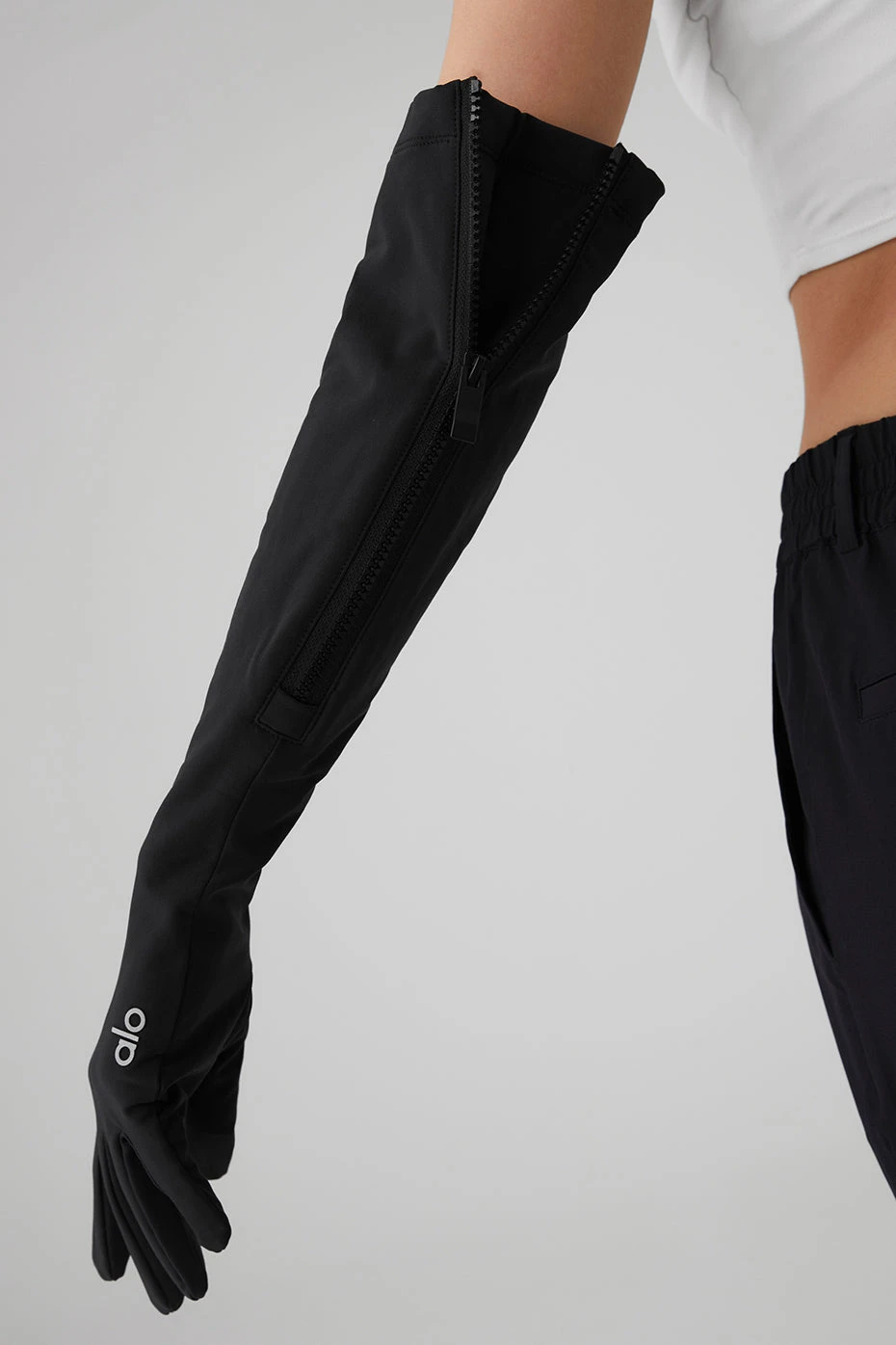 Sleek City Gloves - Black 4 Sleek City Gloves - Black - Image 2