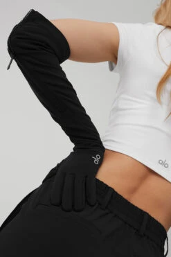 Sleek City Gloves - Black 10 Sleek City Gloves - Black -Alo Fashion Store A0184W 01 b1 s1 a3 1 m89