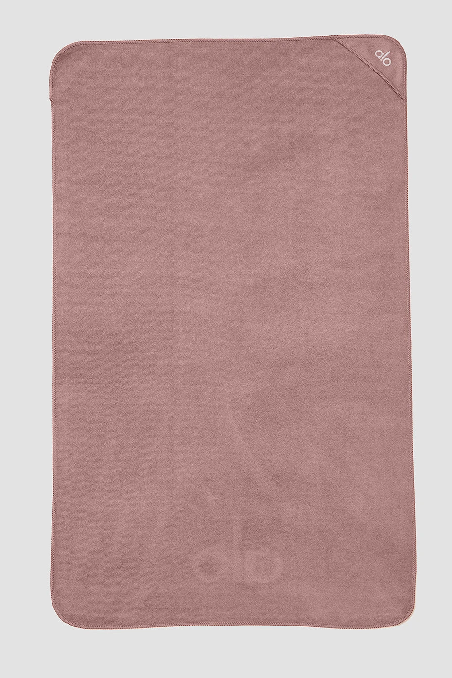 Performance No Sweat Hand Towel - Smoky Quartz 4 Performance No Sweat Hand Towel - Smoky Quartz - Image 2