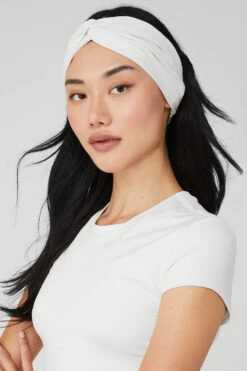 Alosoft Headband - White -Alo Fashion Store A0370U 00 b1 a1 m54