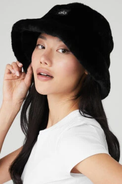 Faux Fur Bucket Hat - Black 9 Faux Fur Bucket Hat - Black -Alo Fashion Store A0375U 01 b1 a2 m54