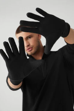 Midweight Performance Glove - Black 9 Midweight Performance Glove - Black -Alo Fashion Store A0426U 01 b1 s3 a5 1 m108