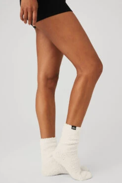 Women's Plush Lush Sock - Ivory 8 Women's Plush Lush Sock - Ivory -Alo Fashion Store A0429W 03299 b1 s1 a2 1 m18