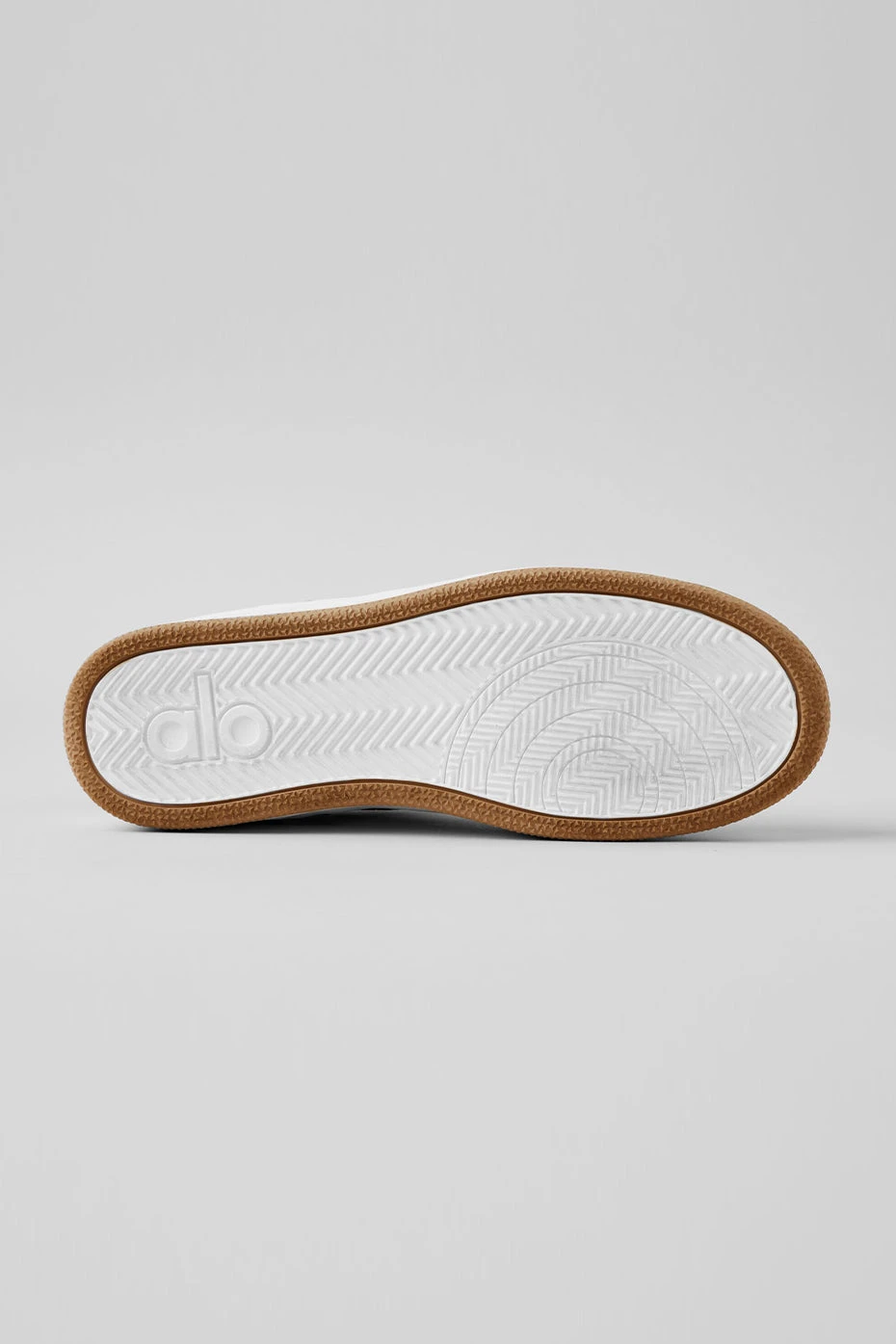 Alo Recovery Mode Sneaker - Natural White/Gum 5 Alo Recovery Mode Sneaker - Natural White/Gum - Image 3