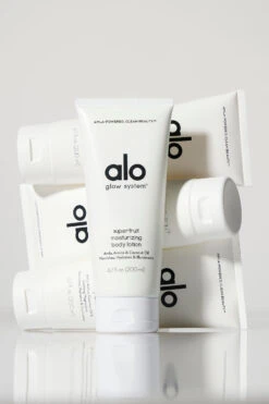 Superfruit Body Lotion -Alo Fashion Store B2007F 0001 b1 a3