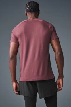 Triumph Raglan Tee - Burgundy Truffle 8 Triumph Raglan Tee - Burgundy Truffle -Alo Fashion Store M1133R 05815 b1 s1 a2 1 m221
