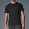 Conquer Reform Crewneck Short Sleeve - Black 2 Conquer Reform Crewneck Short Sleeve - Black -Alo Fashion Store M1205R 01 b1 s1 a1 1 m180