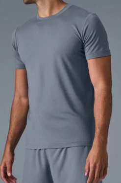 Conquer Reform Crewneck Short Sleeve - Steel Grey -Alo Fashion Store M1205R 05541 b1 s1 a4 1 m180