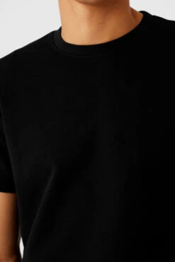 Chill Short Sleeve - Black 9 Chill Short Sleeve - Black -Alo Fashion Store M1221R 01 b1 s3 a4 1 m154