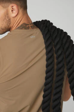 Idol Performance Tank - Gravel 9 Idol Performance Tank - Gravel -Alo Fashion Store M2053R 01347 b1 s3 a4 1 m108