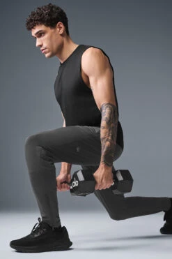 Conquer Muscle Tank - Black 11 Conquer Muscle Tank - Black -Alo Fashion Store M2066R 01 b1 s1 a5 1 m214