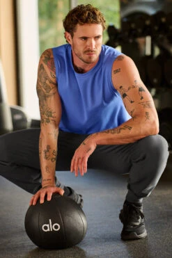 Conquer Muscle Tank - Marathon Blue 11 Conquer Muscle Tank - Marathon Blue -Alo Fashion Store M2066R 06037 b2 s1 a1 m220