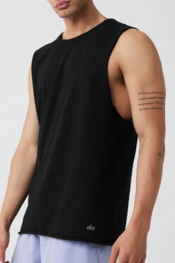Society Raw Edge Tank - Black 9 Society Raw Edge Tank - Black -Alo Fashion Store M2069R 01 b1 s3 a4 1 m108 3e227272 e850 4b81 b1af 824e62590df6