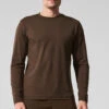 Conquer Reform Crewneck Long Sleeve - Espresso 2 Conquer Reform Crewneck Long Sleeve - Espresso -Alo Fashion Store M3181R 04064 b1 s1 a1 2 m214