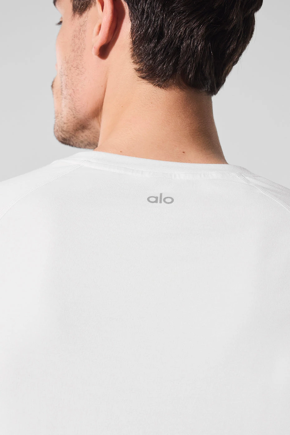 Alo Vapor Crewneck Long Sleeve - White 6 Alo Vapor Crewneck Long Sleeve - White - Image 4