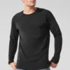 Alo Vapor Crewneck Long Sleeve - Black 1 Alo Vapor Crewneck Long Sleeve - Black -Alo Fashion Store M3266R 01 b1 s1 a3 1 m214