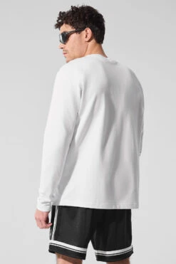 Double Take Long Sleeve Crew - White 8 Double Take Long Sleeve Crew - White -Alo Fashion Store M3299R 00 b1 s1 a2 1 m214