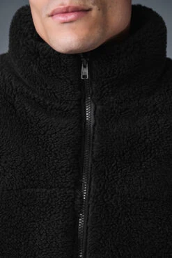 Sherpa Stage Puffer - Black 11 Sherpa Stage Puffer - Black -Alo Fashion Store M4140R 01 b1 s1 a5 1 m214