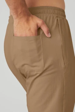 Conquer Revitalize Pant - Gravel 11 Conquer Revitalize Pant - Gravel -Alo Fashion Store M5070R 01347 b1 s3 a4 2 m108