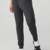 Conquer Revitalize Pant - Anthracite 1 Conquer Revitalize Pant - Anthracite -Alo Fashion Store M5070R 02125 b1 s3 a1 1 m93