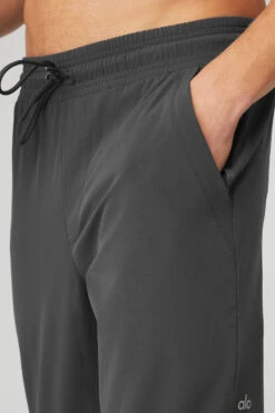 Co-Op 7/8 Pant - Anthracite -Alo Fashion Store M5083R 02125 b1 s3 a4 1 m75