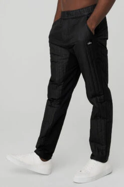 Future Pant - Black -Alo Fashion Store M5117R 01 b1 s3 a2 1 m12