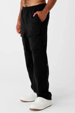 Polar Fleece Ridge Cargo Pants - Black -Alo Fashion Store M5160R 01 b1 s3 a2 1 m93