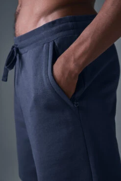 Chill Short - Navy 9 Chill Short - Navy -Alo Fashion Store M6082R 03842 b1 s1 a4 1 m221