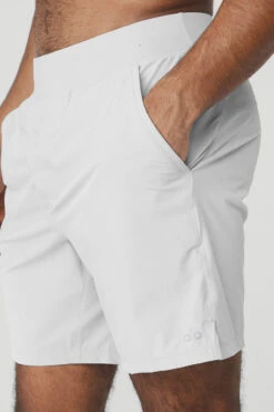 7" Repetition Short - Titanium 9 7" Repetition Short - Titanium -Alo Fashion Store M6095R 01320 b1 s3 a4 1 m93