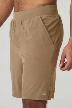 9'' Repetition Short - Gravel 9 9'' Repetition Short - Gravel -Alo Fashion Store M6096R 01347 b1 s3 a4 1 m93