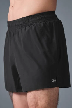 5" Adapt Running Short - Black -Alo Fashion Store M6097R 01 b1 s1 a3 1 m226