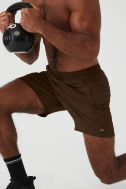 Conquer Reform Short - Espresso 11 Conquer Reform Short - Espresso -Alo Fashion Store M6107R 04064 b1 s3 a5 1 m93