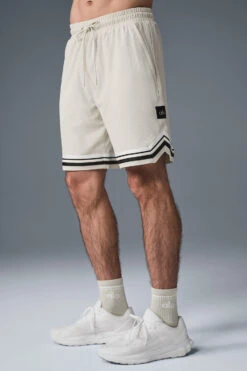 9" Traction Arena Short - Bone -Alo Fashion Store M6140R 03040 b1 s1 a3 1 m214