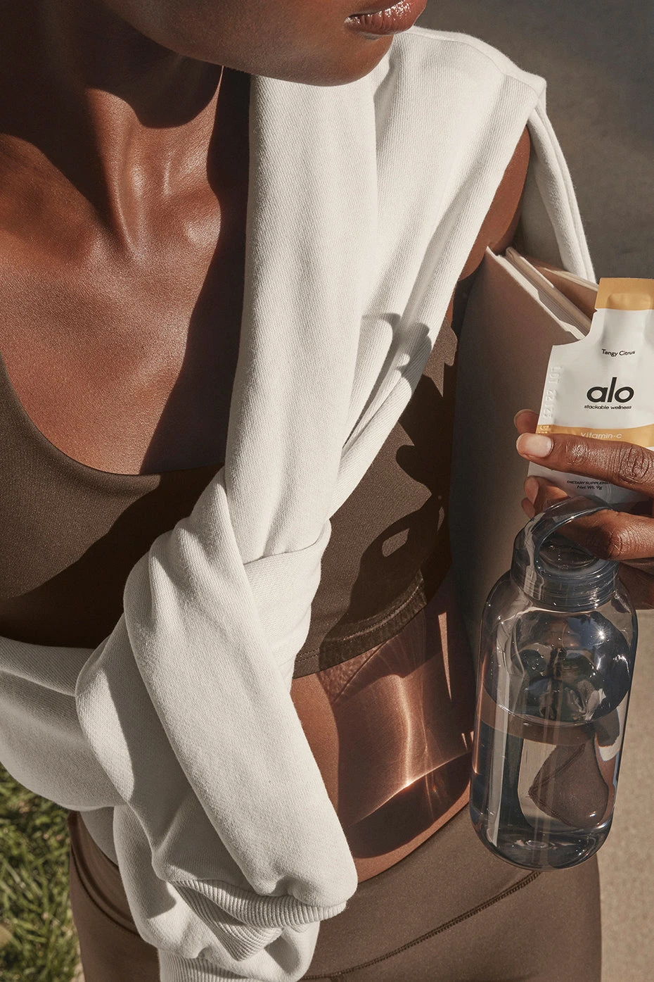 Vitamin-C Glow Shot - 10 Pack 7 Vitamin-C Glow Shot - 10 Pack - Image 5