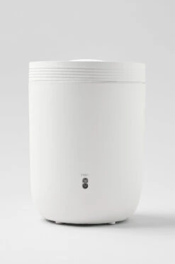 Aura Diffuser - White 9 Aura Diffuser - White -Alo Fashion Store N7001D 00 b1 a2 2b67c90e 236a 49f6 afa6 5cf3033ba4cc