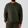 Renown Heavy Weight Crew Neck Pullover - Stealth Green -Alo Fashion Store U3014R 04672 b1 s3 a1 1 m93 c7d4d483 4e17 41bf afa7 8e3f94d9e443