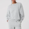 Accolade Crew Neck Pullover - Athletic Heather Grey 2 Accolade Crew Neck Pullover - Athletic Heather Grey -Alo Fashion Store U3031RG 02910 b1 s1 a1 1 m18 4f6c17b5 1fc3 4024 8ecb ac86b648c302