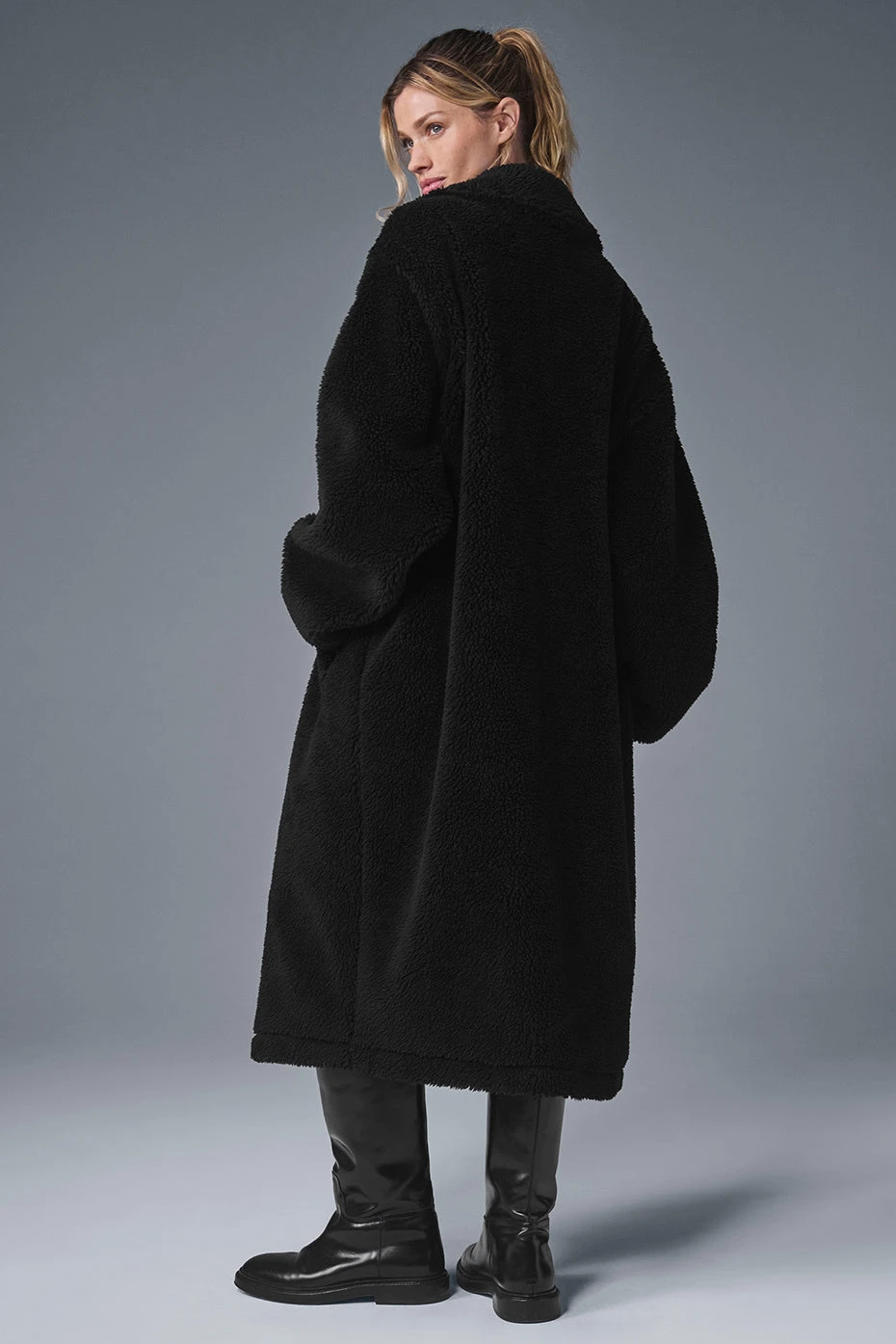 Oversized Sherpa Trench - Black 4 Oversized Sherpa Trench - Black - Image 2