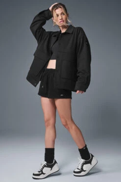 Unisex One Up Jacket - Black -Alo Fashion Store U4020R 01 b1 s1 a3 1 m91
