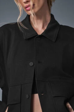 Unisex One Up Jacket - Black -Alo Fashion Store U4020R 01 b1 s1 a5 1 m91