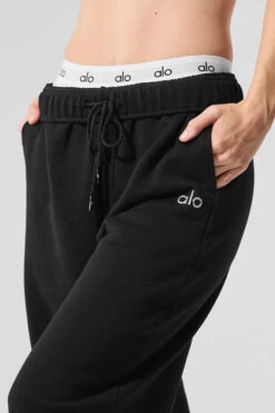 Accolade Straight Leg Sweatpant - Black 12 Accolade Straight Leg Sweatpant - Black -Alo Fashion Store U5013RG 01 b1 s1 a4 1 m91