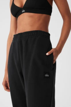 Cuffed Renown Heavy Weight Sweatpant - Black -Alo Fashion Store U5014R 01 b1 s1 a4 1 m18