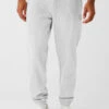 Cuffed Renown Heavy Weight Sweatpant - Athletic Heather Grey 2 Cuffed Renown Heavy Weight Sweatpant - Athletic Heather Grey -Alo Fashion Store U5014R 02910 b1 s3 a1 1 m93