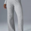 Cashmere High-Waist Plush Waffle Pant - Athletic Heather Grey 2 Cashmere High-Waist Plush Waffle Pant - Athletic Heather Grey -Alo Fashion Store W3742R 02910 b1 s1 a5 1 m196