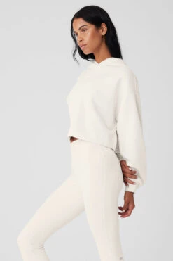 Bae Hoodie - Ivory -Alo Fashion Store W3814R 03299 b1 s1 a3 1 m18