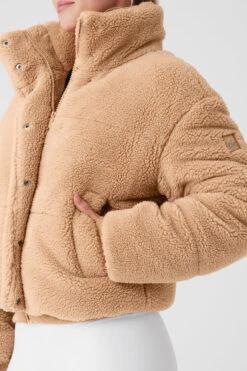 Sherpa Snow Angel Puffer - Camel 10 Sherpa Snow Angel Puffer - Camel -Alo Fashion Store W4473R 01660 b1 s1 a4 1 m89