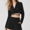 Cropped Status Blazer - Black 2 Cropped Status Blazer - Black -Alo Fashion Store W4489R 01 b1 s1 a1 1 m89 0172a92e 27a9 4b84 a4d0 b7090808c2ef