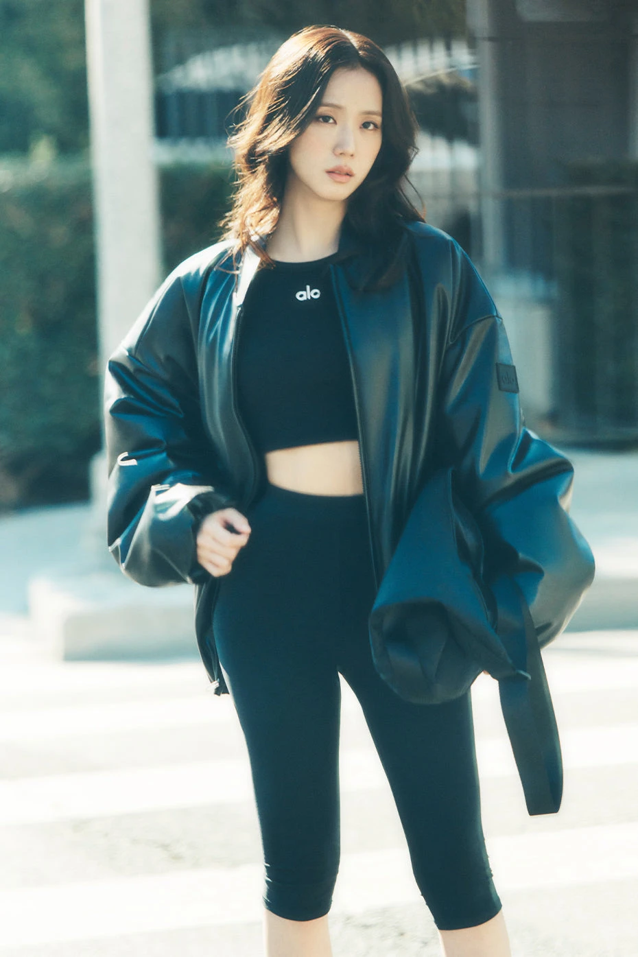 Alosoft High-Waist Iconic 90's Capri - Black 3 Alosoft High-Waist Iconic 90's Capri - Black