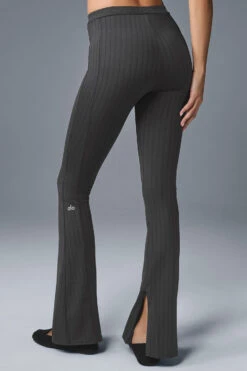 High-Waist Pinstripe Zip It Flare Legging - Anthracite/Black 9 High-Waist Pinstripe Zip It Flare Legging - Anthracite/Black -Alo Fashion Store W51121R 00282 b1 s1 a3 1 m206