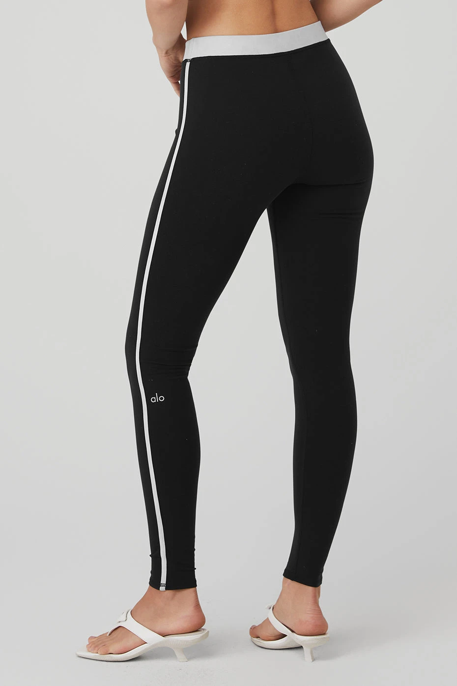 Airbrush High-Waist Streamlined Legging - Black/White 4 Airbrush High-Waist Streamlined Legging - Black/White - Image 2